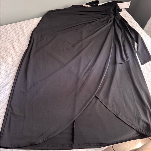 Black Asymmetrical Sheath Dress for Cocktail - Picture 8 of 8